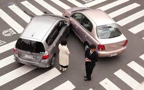 وضعیت حقوقی بیمه گر،مقصر حادثه و مالک خودرو
